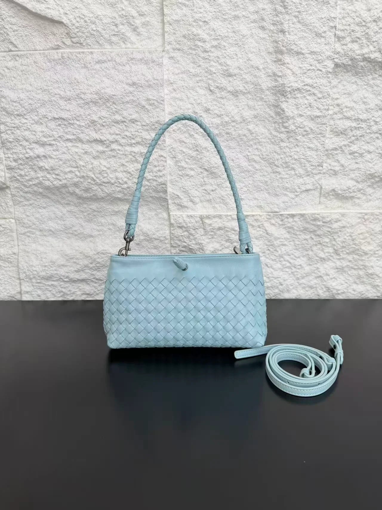 Woven Lambskin Leather Shoulder Bag | Handcrafted Vintage Crossbody Bag