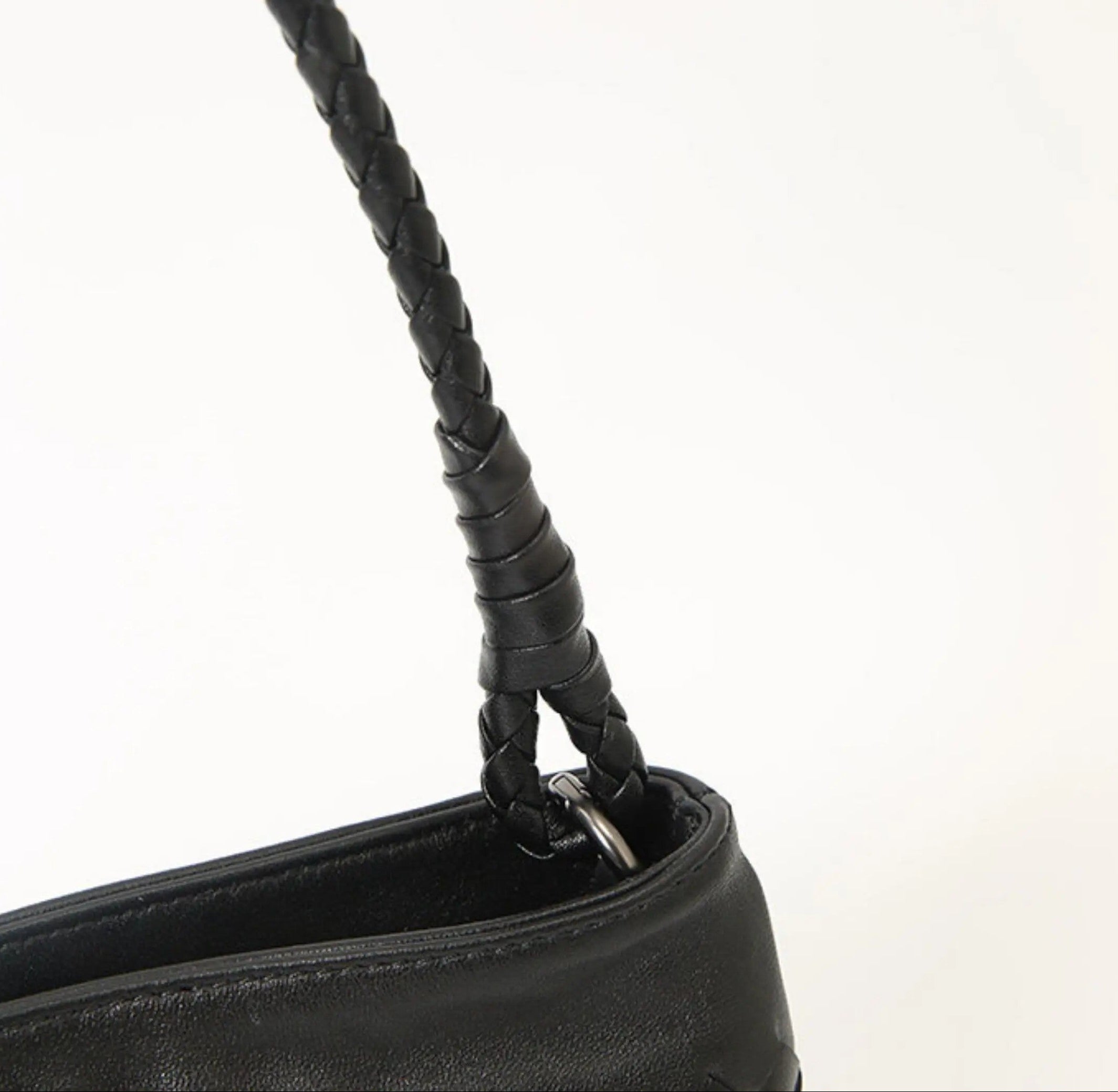 Woven Lambskin Leather Shoulder Bag | Handcrafted Vintage Crossbody Bag