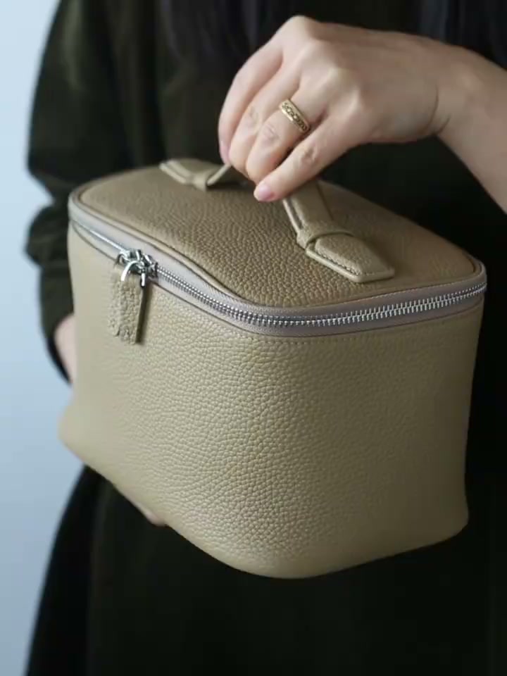 Luxury Full Grain Leather Cosmetic Purse with Mirror | Makeup Organizer & Travel Cosmetic Bag with Handle | Leather Toiletry Bag for Women & Men