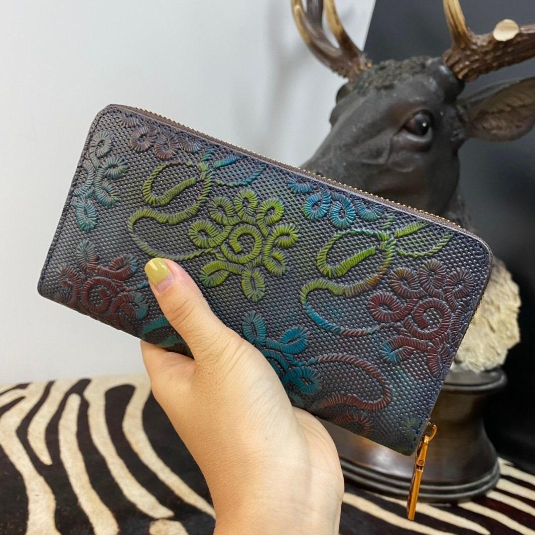 Full Grain Leather Embossed Wallet, Unique Flower Clutch, Mothers Day Gift, Long Wallet, Zipper Purse, Women Wallet Gift