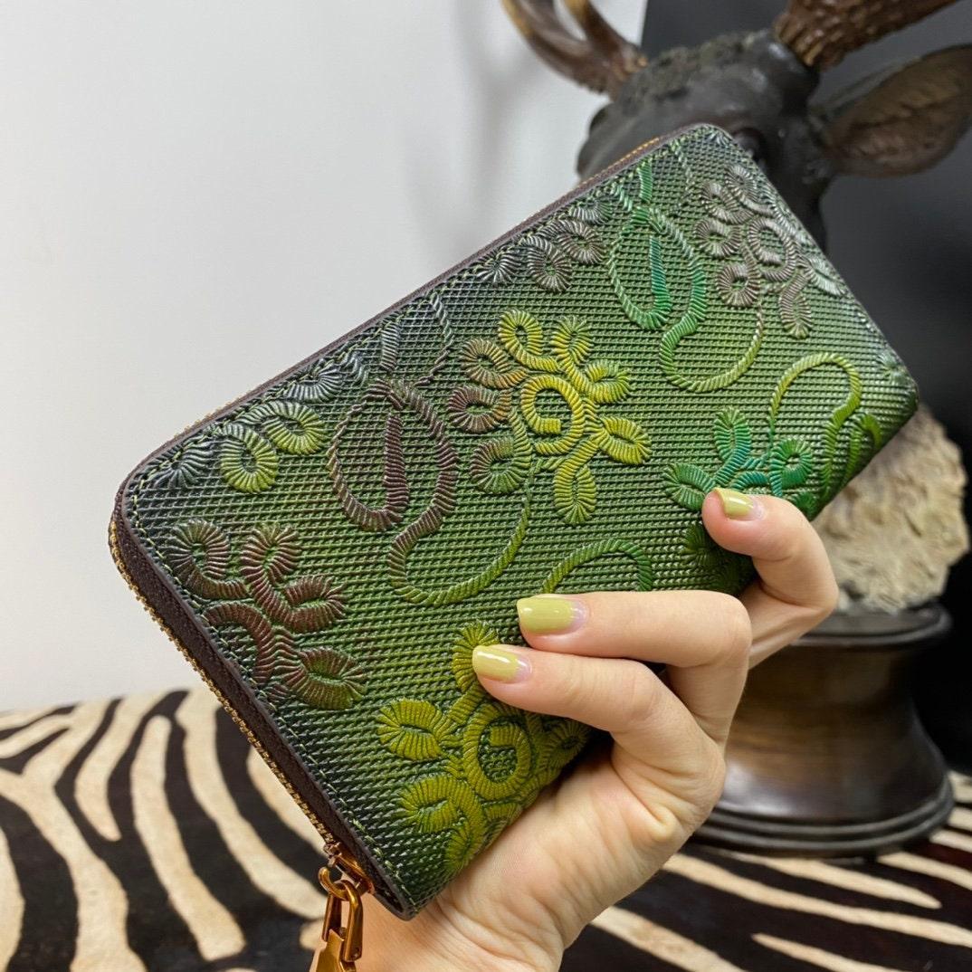 Full Grain Leather Embossed Wallet, Unique Flower Clutch, Mothers Day Gift, Long Wallet, Zipper Purse, Women Wallet Gift