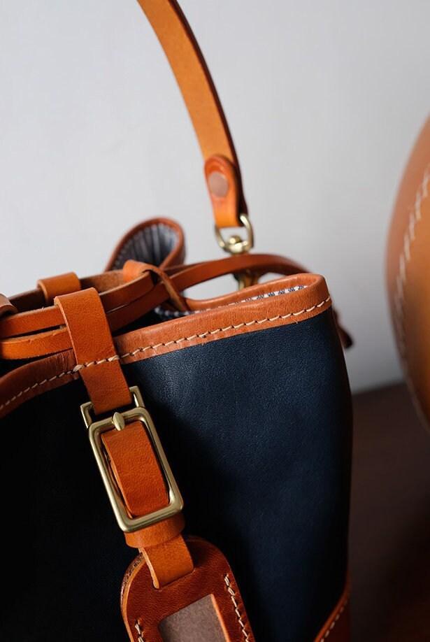 Italian Luxury Cowhide Leather Drawstring Bucket Bag, Handcrafted High-End Colliding Colours Genuine Leather Shoulder Bag Women