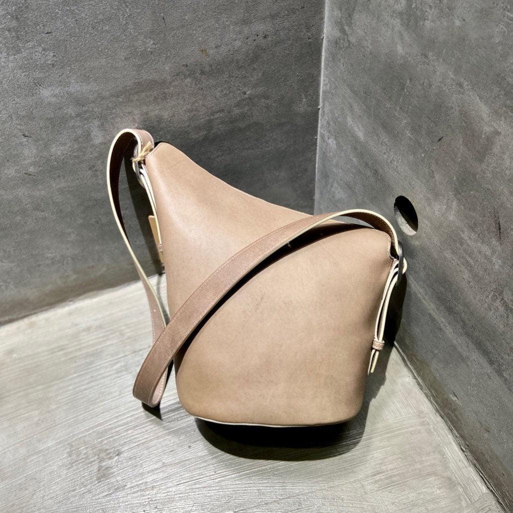 Italian Cowhide Leather Bucket Bag, Handcrafted High-End Genuine Leather Shoulder Purse, Women Bucket Crossbody, Tan, Green, Coffee, Red