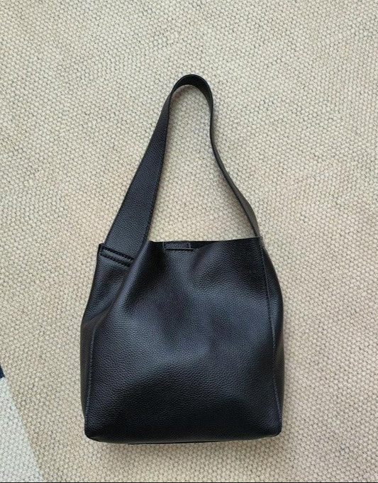 Minimalist Leather Bucket Tote Bag, Genuine Leather Versatile Women&#39;s Shoulder Bag, Wide Shoulder Strap Bucket Bag, Fashion Designer Bag, Black