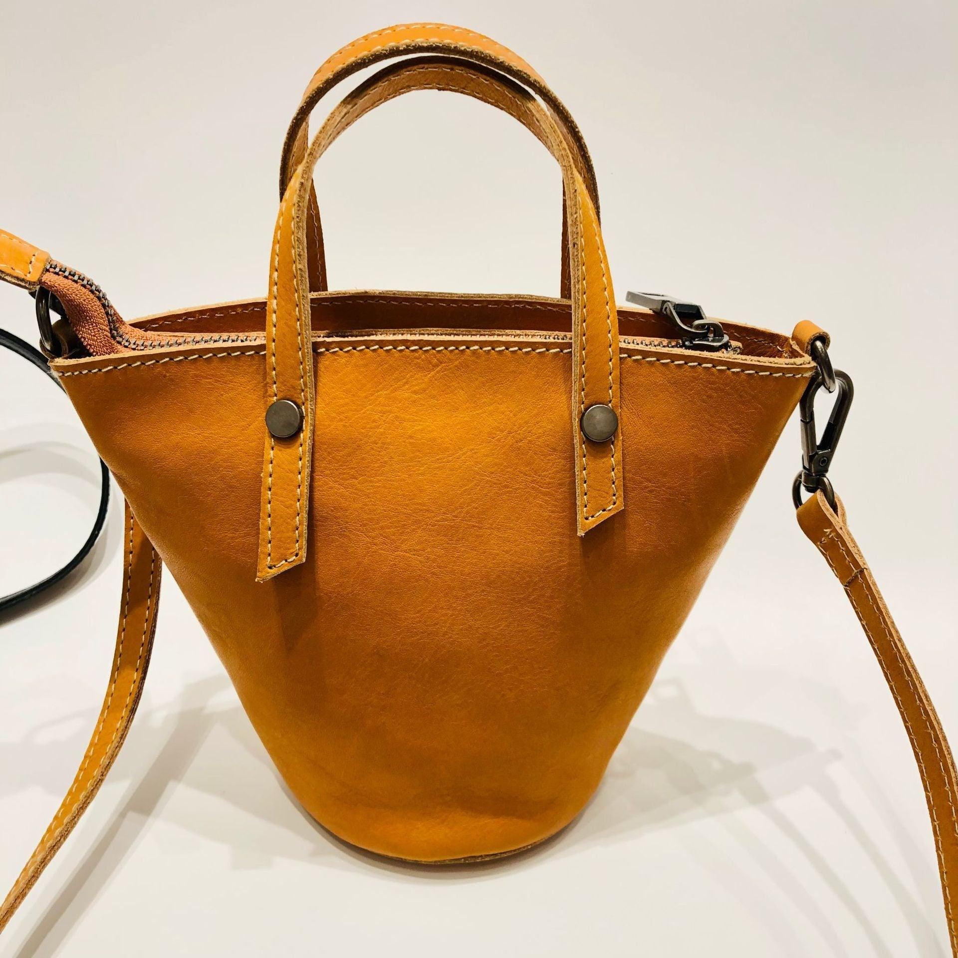 Small Bag Unisex,Womens Bag Leather,Leather Hip Bag,Men Hip Bag Leather,Festival Leather CrossBody Bag,Leather Small Bag