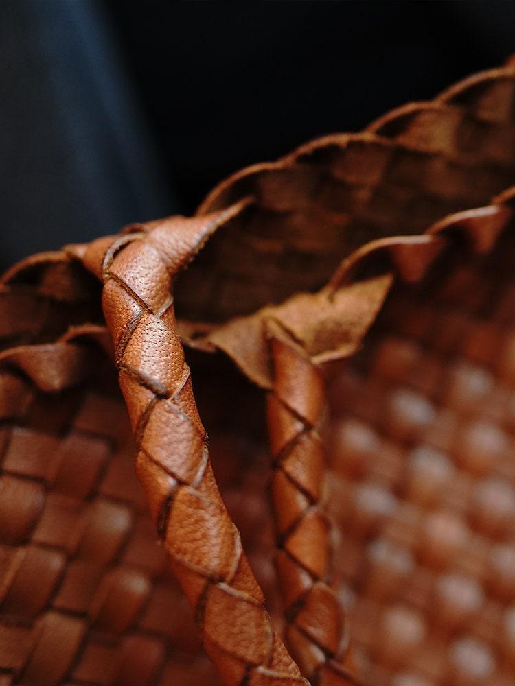 Woven leather bag, handmade full grain leather bag, Minimalist women's Bag, Handbag, Soft Leather Tote, Daily Bag, Gift for Her