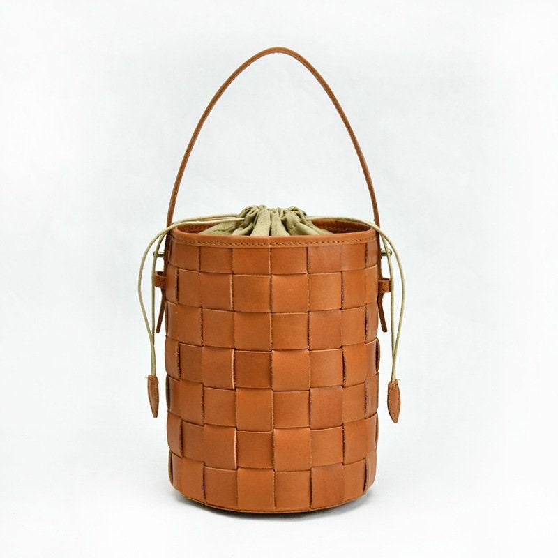 Woven Leather Bucket Bag In Tan, Handcrafted Woven Shoulder Bag, Woven Designer Bag, Handmade Shoulder Bag, Modern Leather Crossbody Bag